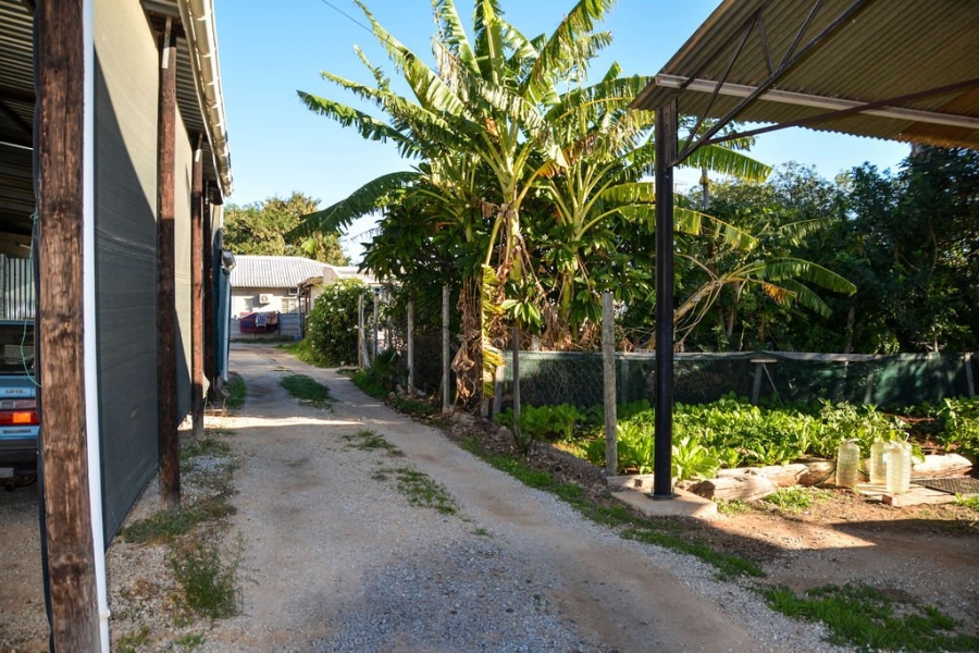 6 Bedroom Property for Sale in Klawer Western Cape